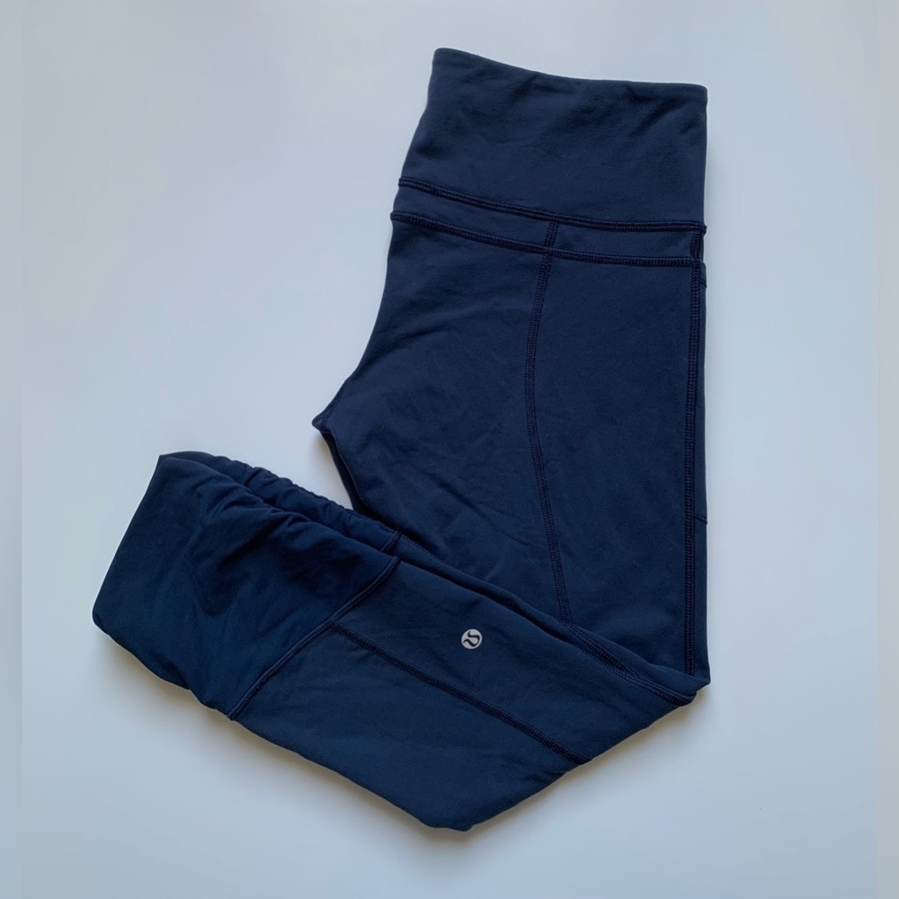 Lululemon Yoga Ruched Crop - Picture 2 of 4